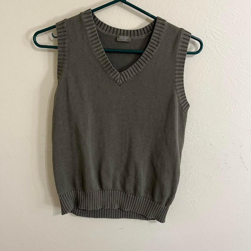 Brandy Melville Sweater Vest